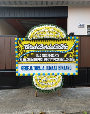 Papan Bunga Duka di Terentang
