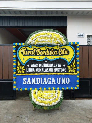 Papan Bunga Duka di Terentang